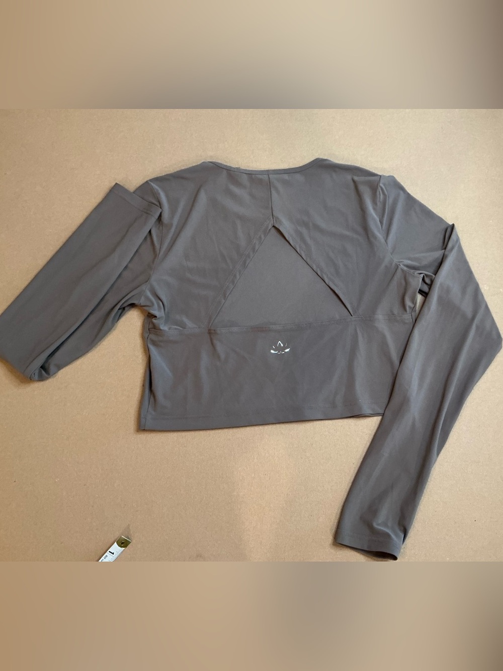 Beyond Yoga Performance Resilient Cropped Pullover - Rosey Taupe - Size S
